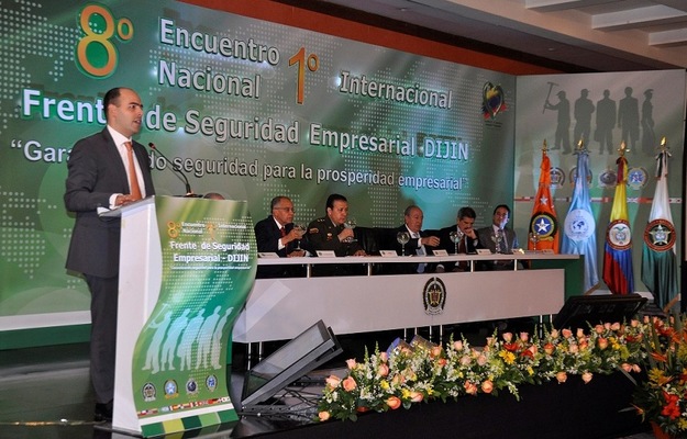 Superintendente (E) participa en Encuentro Nacional e Internacional del Frente de Seguridad Empresarial DIJIN