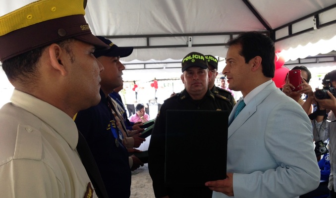 En Barranquilla, Superintendente hace reconocimiento a labor de los guardas del Caribe